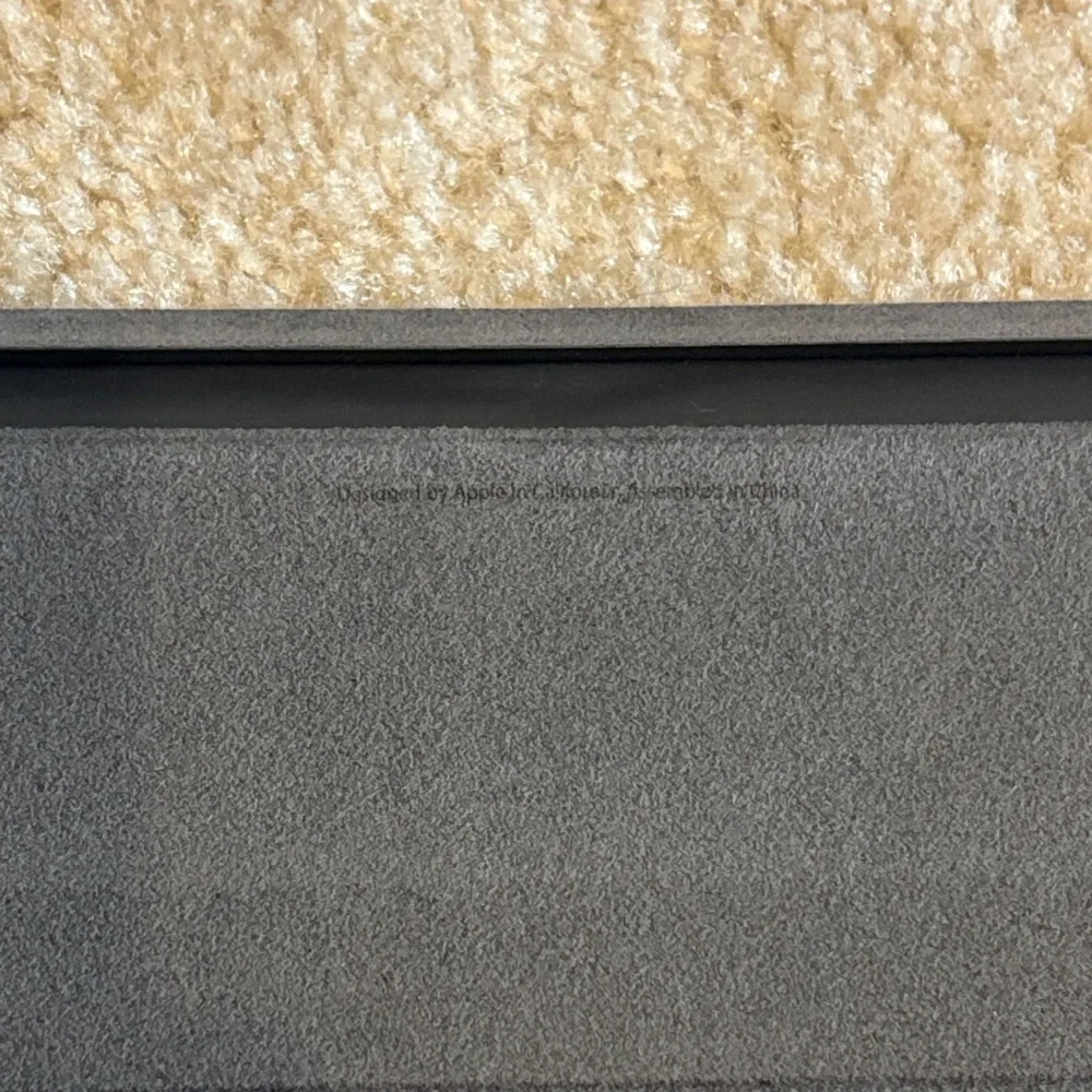 Apple Gray Tri-Fold Smart Cover for iPad